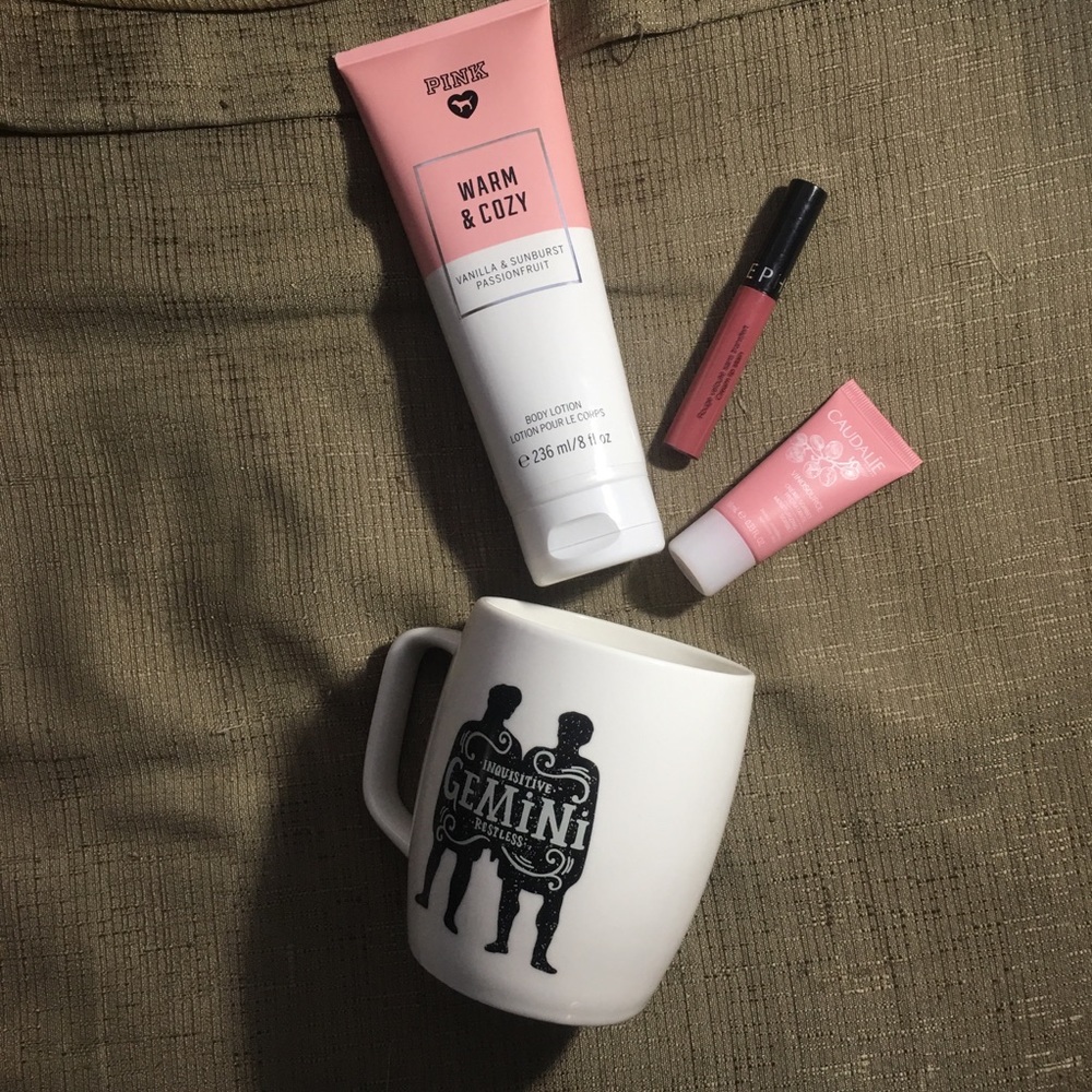 Super Cute Gemini Twins Mug ♊️